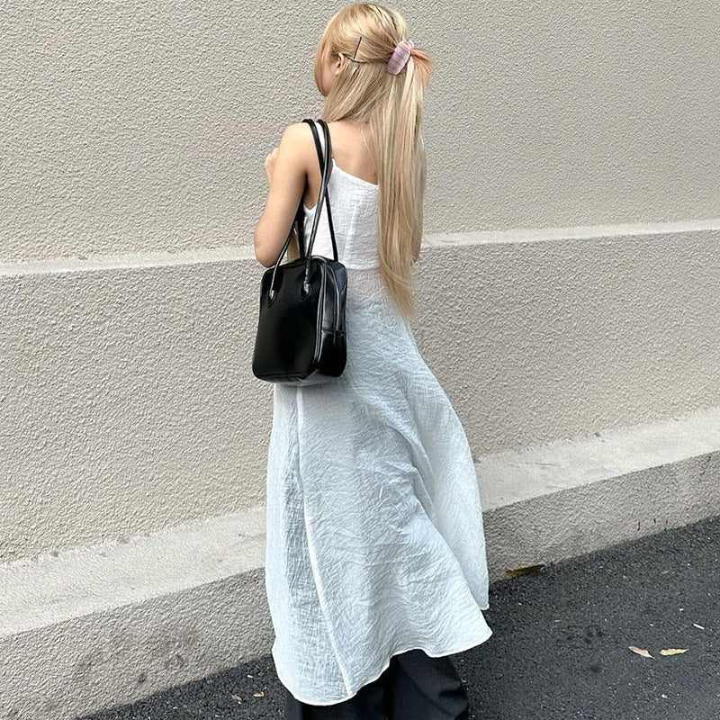 Effortlessly Elegant Top with a Timeless Design