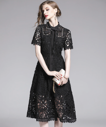 Classic Vintage Dress with a Flattering Fit