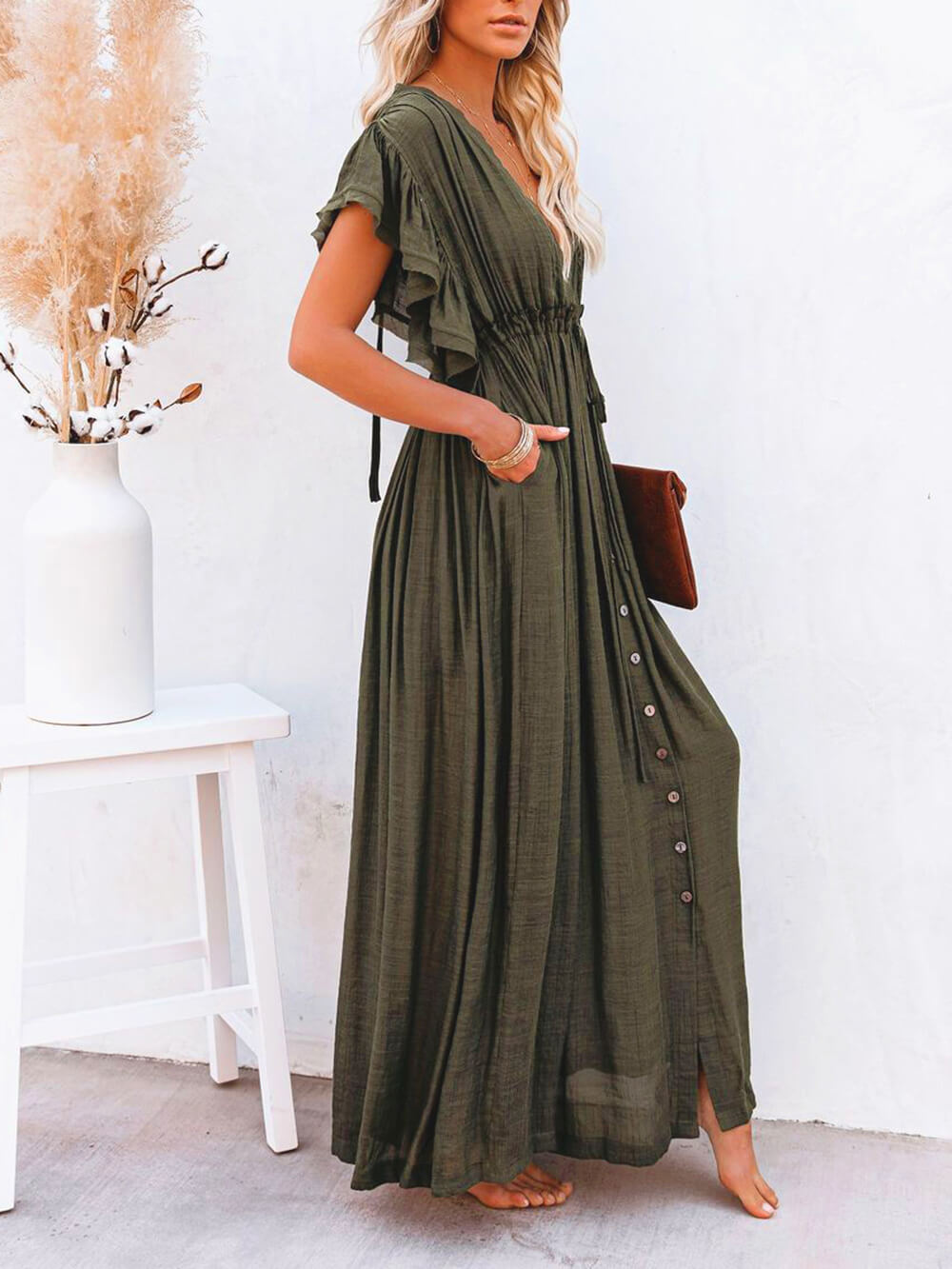 Polished Dress with an Effortless Classic Look