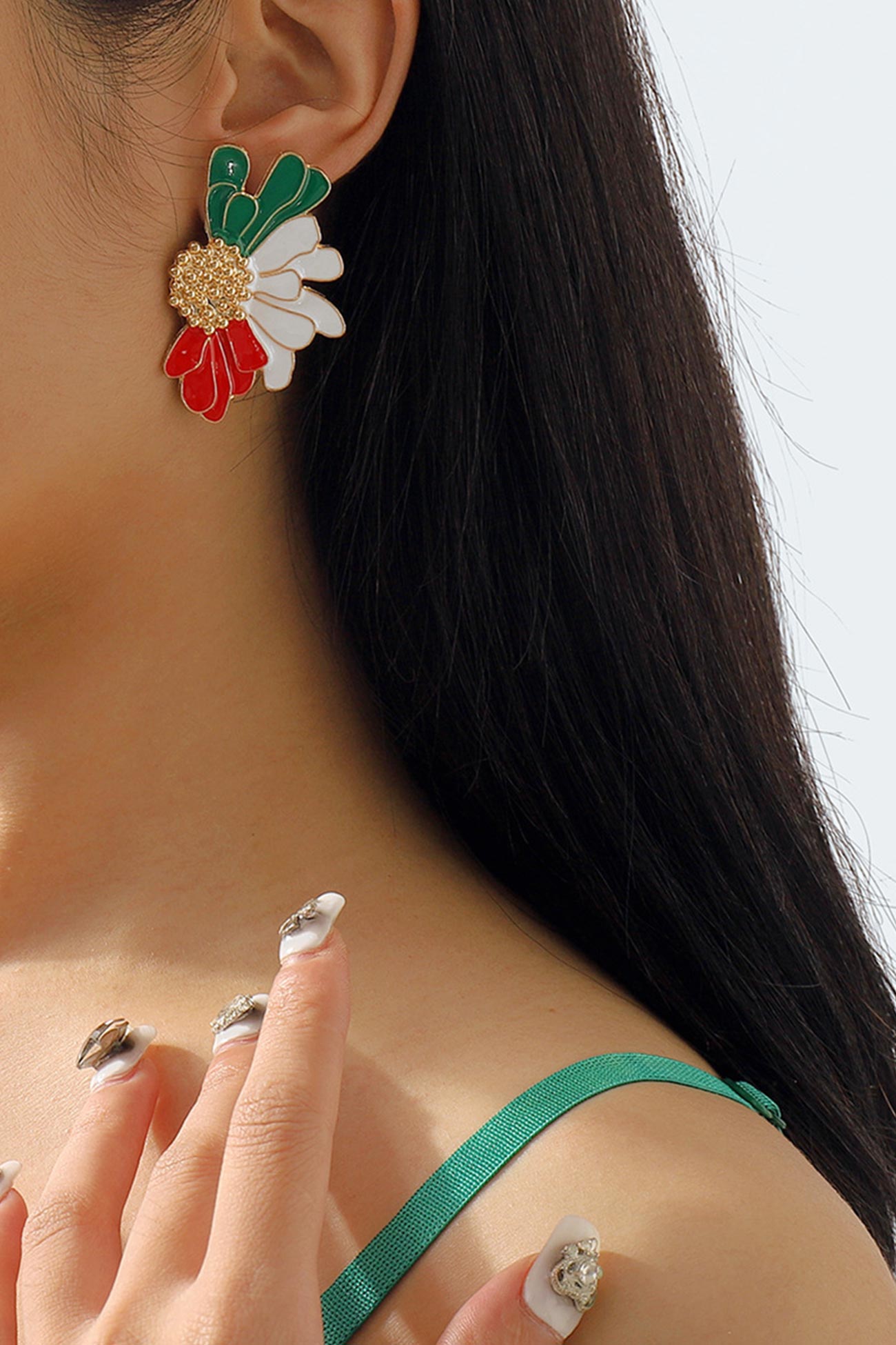 Gracefully Styled Garment for Any Occasion