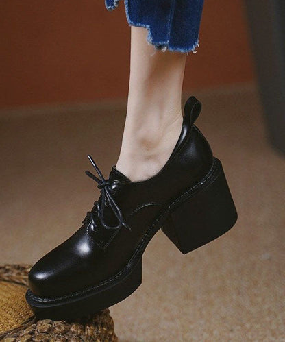 Beautifully Finished Heels in a Timeless Design