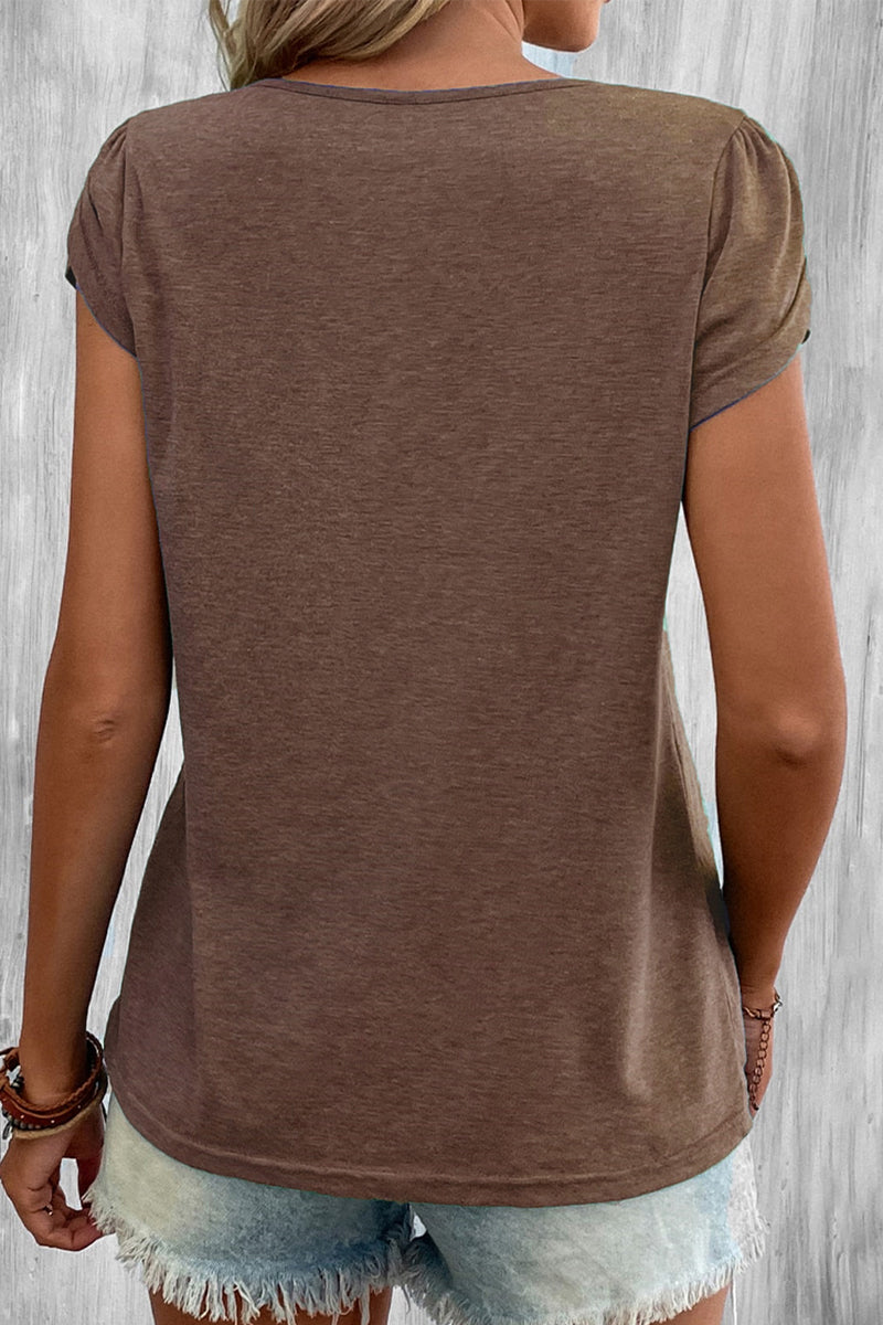 Beautifully Finished T-Shirt in a Timeless Design
