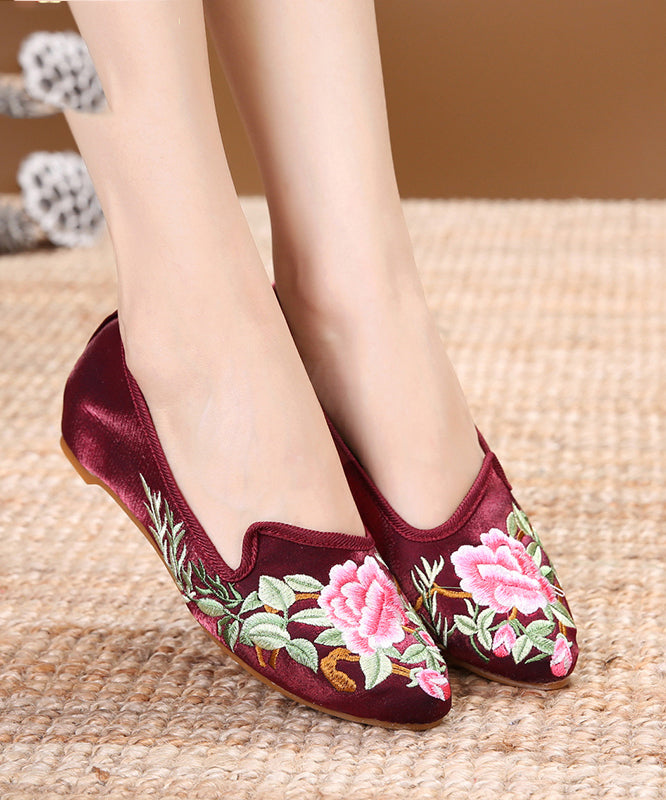 Polished Shoes with an Effortless Classic Look
