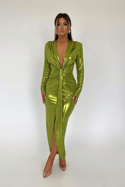Polished Dress with an Effortless Classic Look