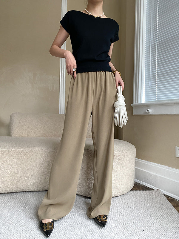 A Vintage Style Pullover with Delicate Timeless Details