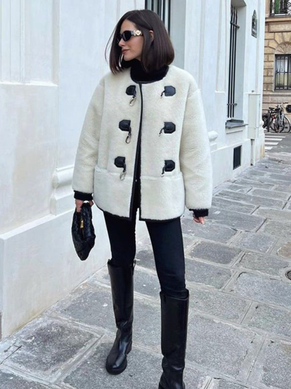 Gracefully Styled Cardigan for Any Occasion