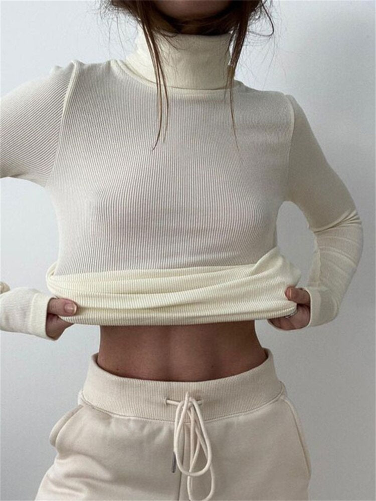 Effortlessly Elegant Pullover with a Timeless Design