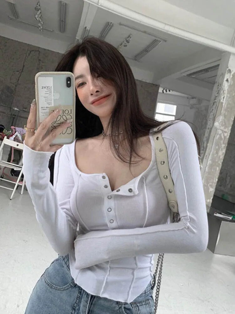 Elegantly Styled T-Shirt for Everyday Wear