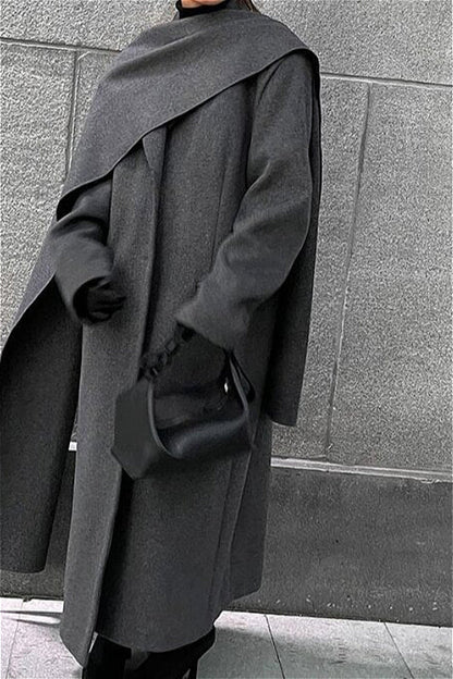 Beautifully Finished Coat in a Timeless Design