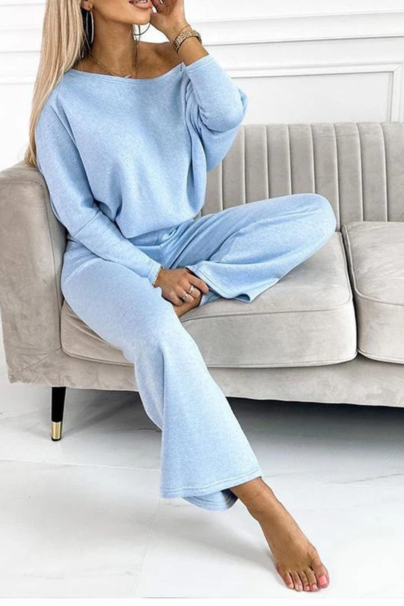 Elegantly Styled Pullover for Everyday Wear