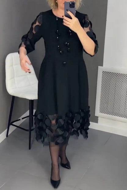 Classic Vintage Dress with a Flattering Fit