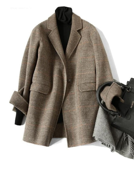 Classic Vintage & Enduringly Stylish Coat