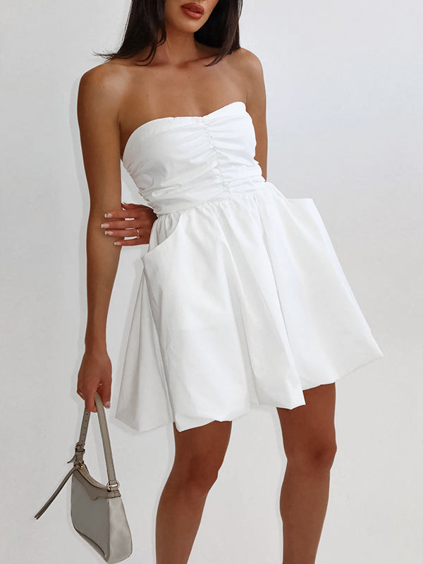 Beautifully Crafted Dress in a Classic Style