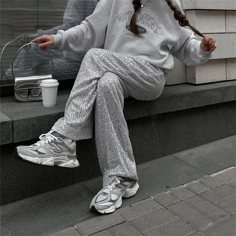 Elegantly Styled Pants for Everyday Wear
