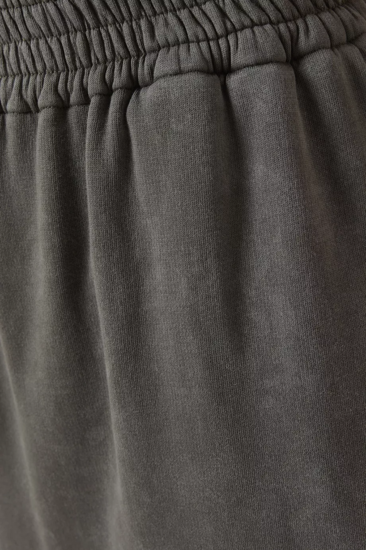 Sophisticated Pants with a Clean Classic Look