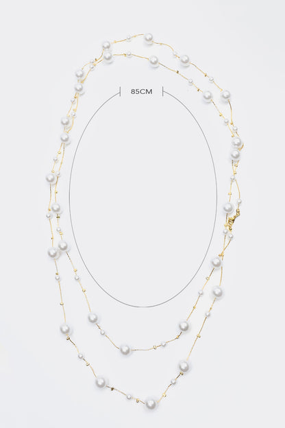 Gracefully Styled Garment for Any Occasion