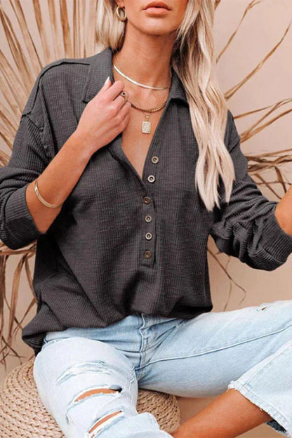 Effortlessly Elegant Shirt with a Timeless Design