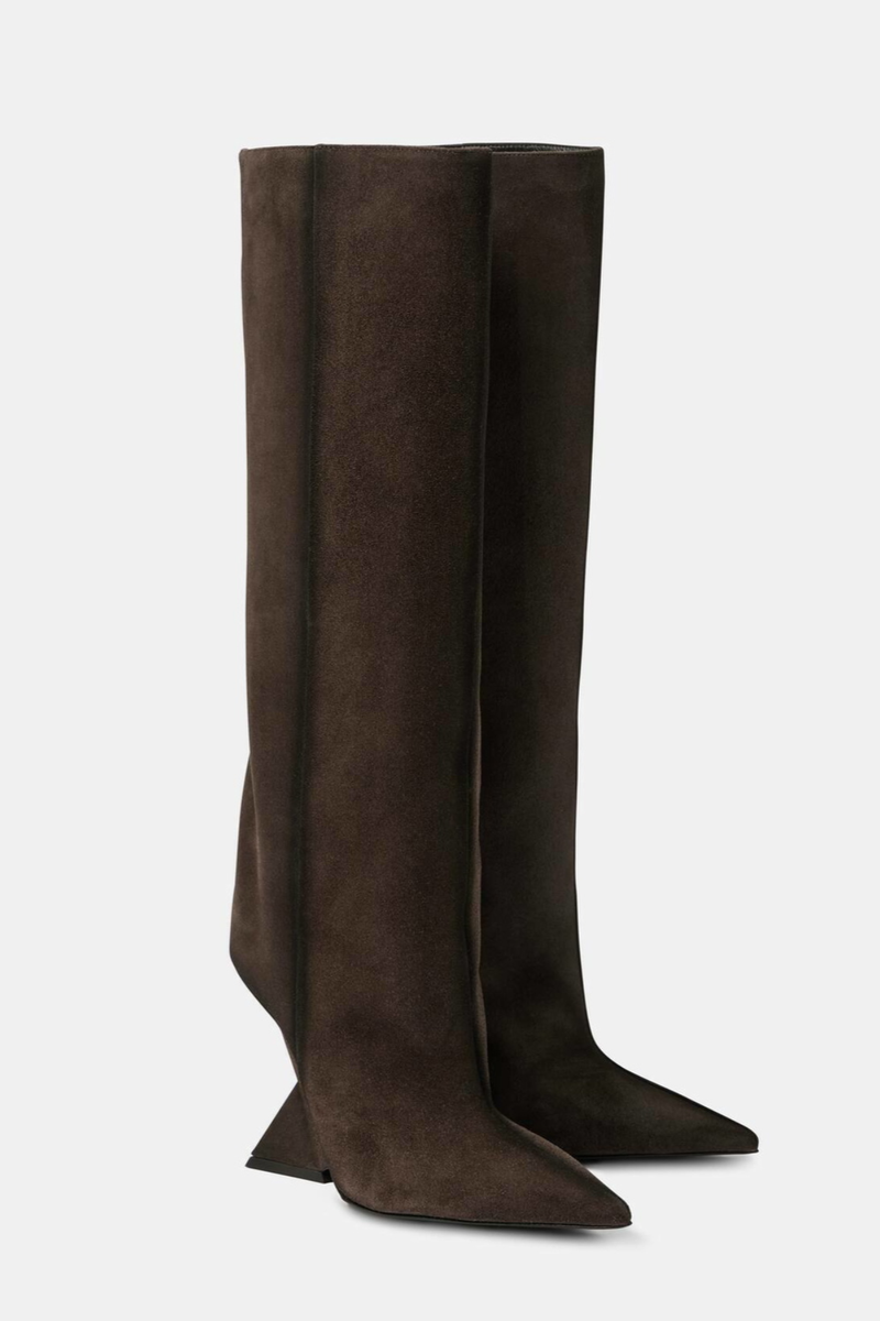 Elegantly Styled Boots for Everyday Wear