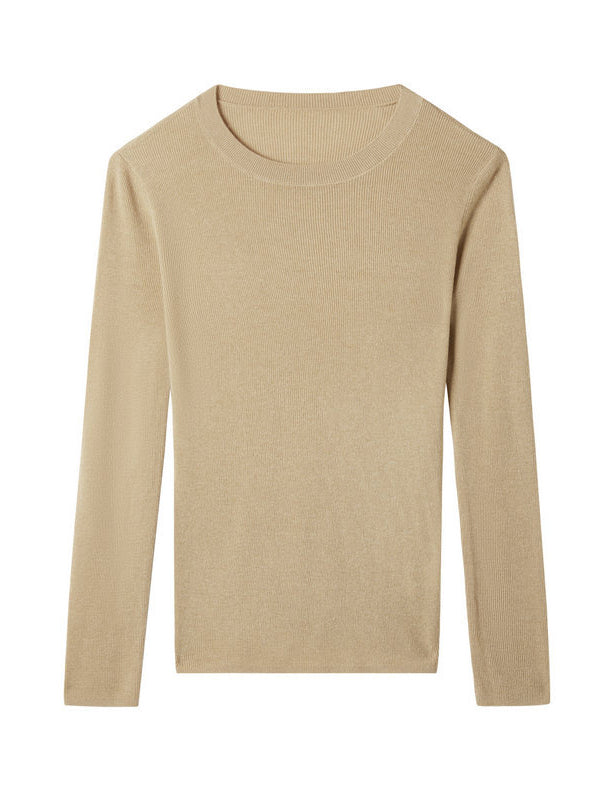 Well Tailored Sweater with a Graceful Silhouette