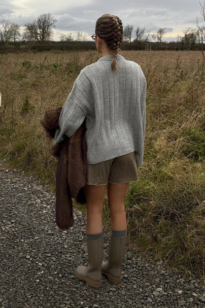 Gracefully Styled Cardigan for Any Occasion