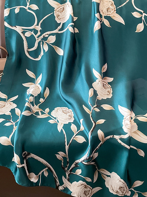 Classic Vintage Garment with a Flattering Fit