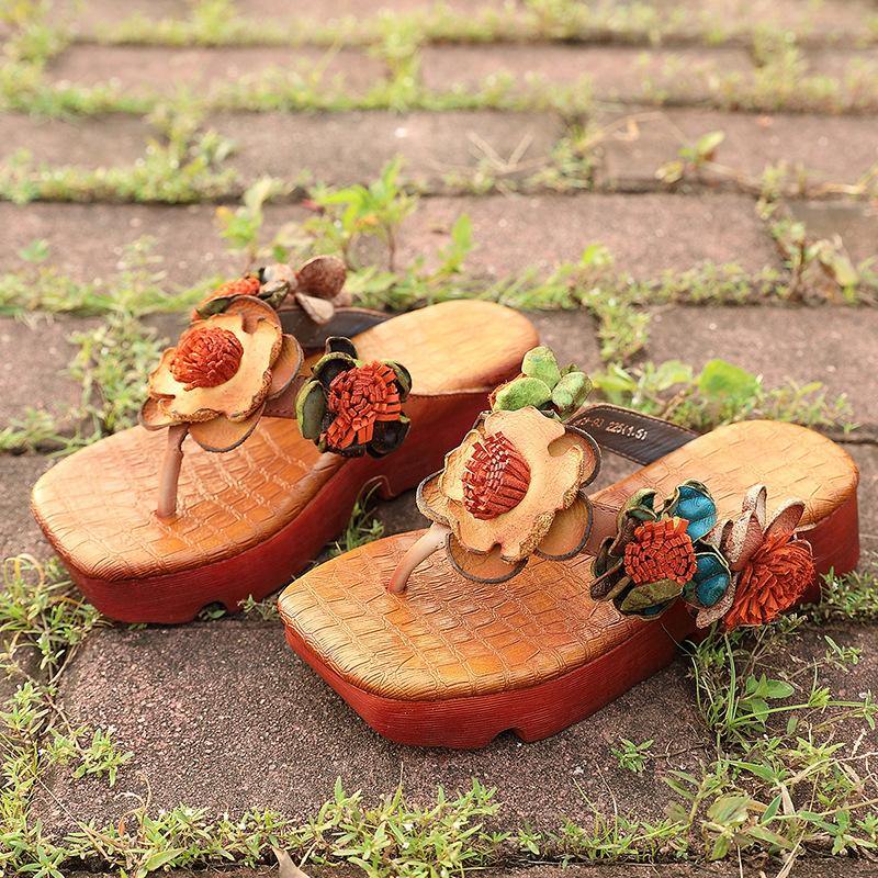 Elegantly Styled Sandals for Everyday Wear