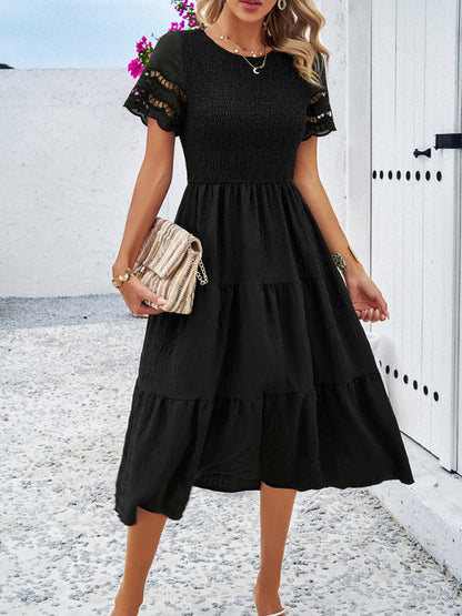 Effortlessly Elegant Dress with a Timeless Design