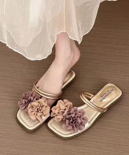 Effortlessly Elegant Sandals with a Timeless Design