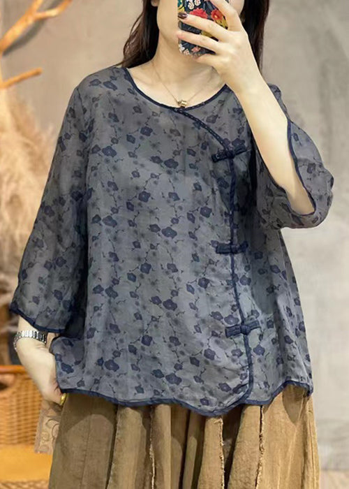 Gracefully Styled Blouse for Any Occasion