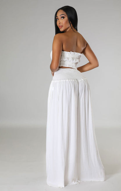 Sophisticated Garment with a Clean Classic Look