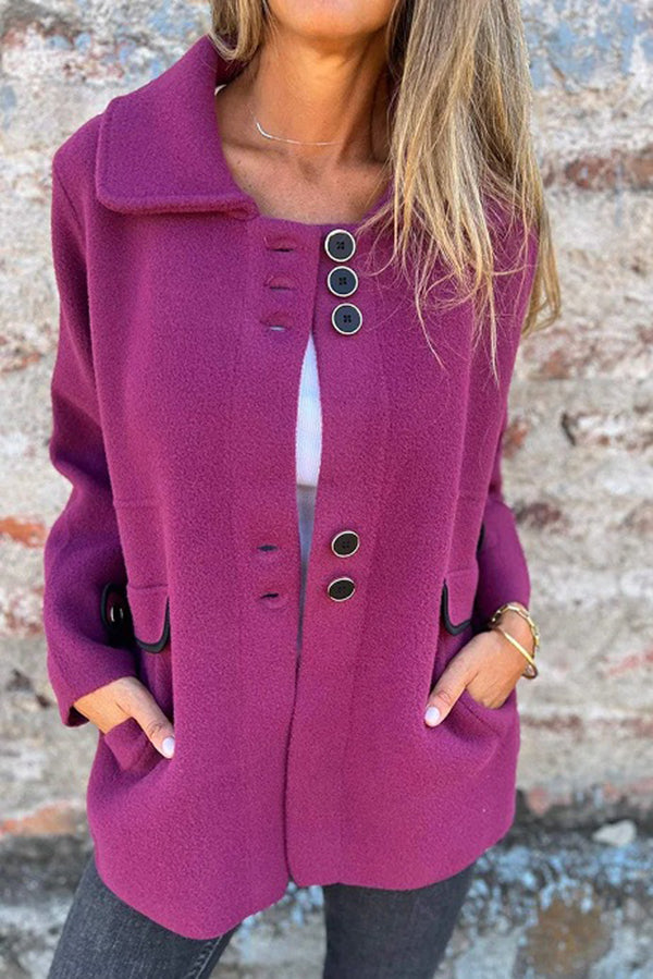 Well Tailored Coat with a Graceful Silhouette