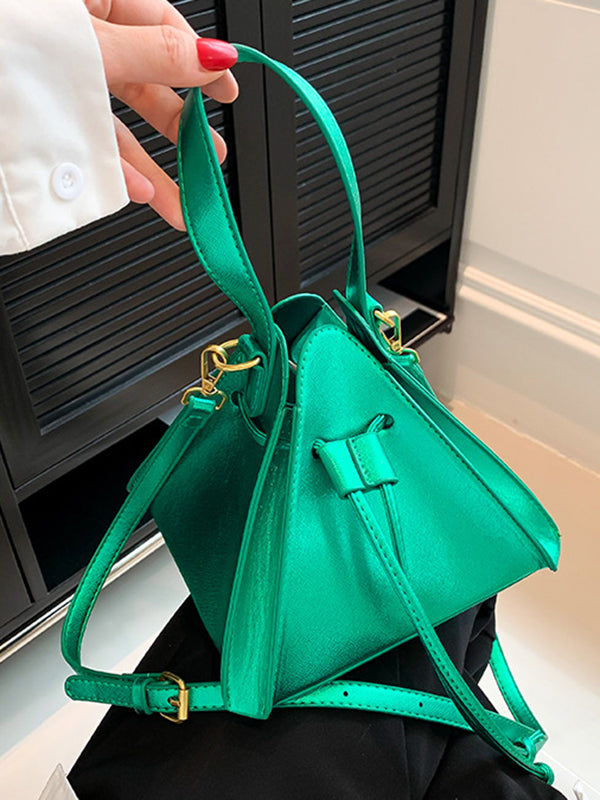 Beautifully Finished Bag in a Timeless Design