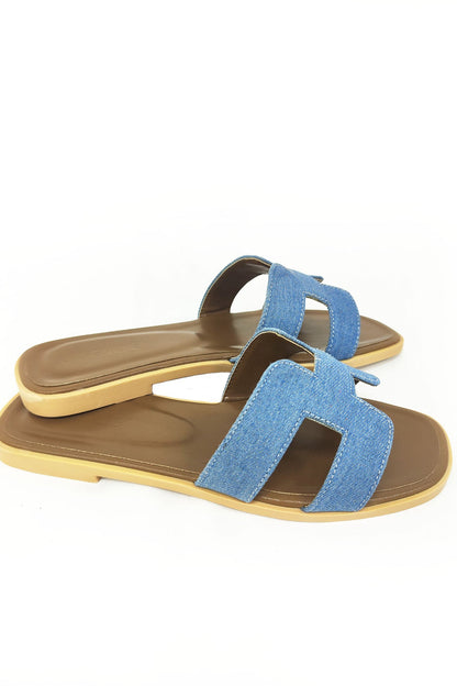 Elegantly Styled Sandals for Everyday Wear