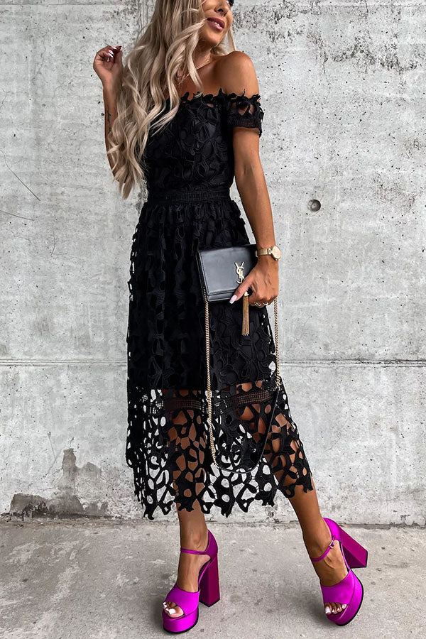 Classic Vintage & Enduringly Stylish Dress