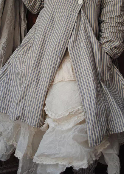 Effortlessly Elegant Coat with a Timeless Design