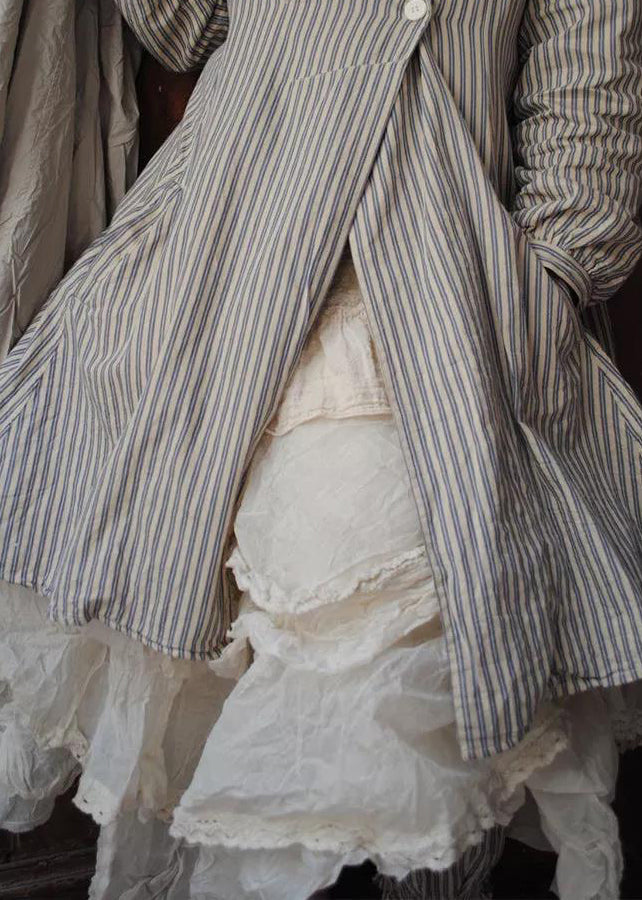 Effortlessly Elegant Coat with a Timeless Design