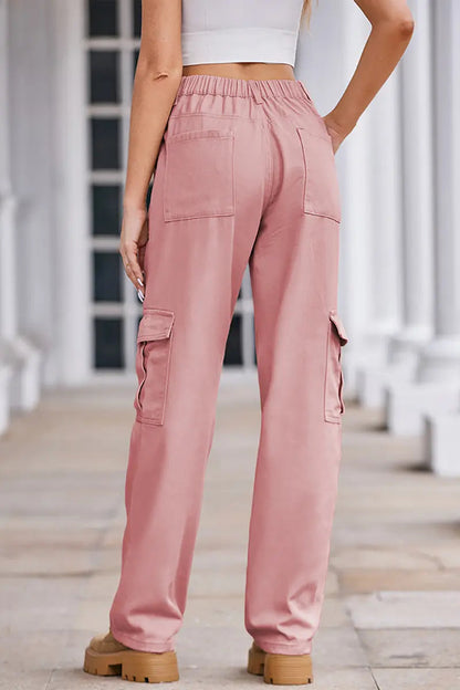 Effortlessly Elegant Pants with a Timeless Design