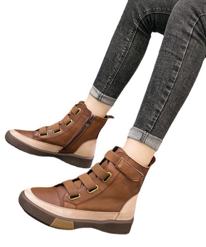 Well Tailored Boots with a Graceful Silhouette