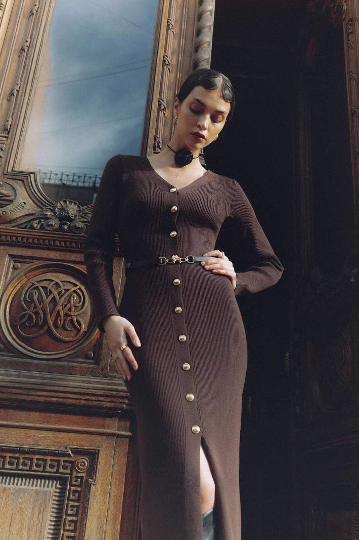 Beautifully Finished Sweater in a Timeless Design