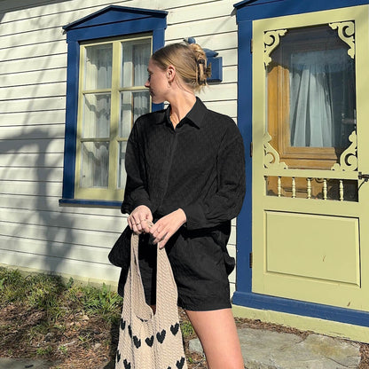 Effortlessly Elegant Garment with a Timeless Design