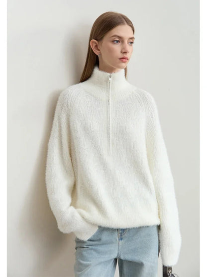 Well Tailored Sweater with a Graceful Silhouette