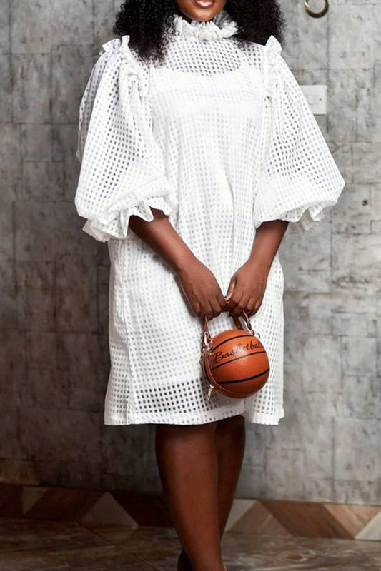Sophisticated Garment with a Clean Classic Look