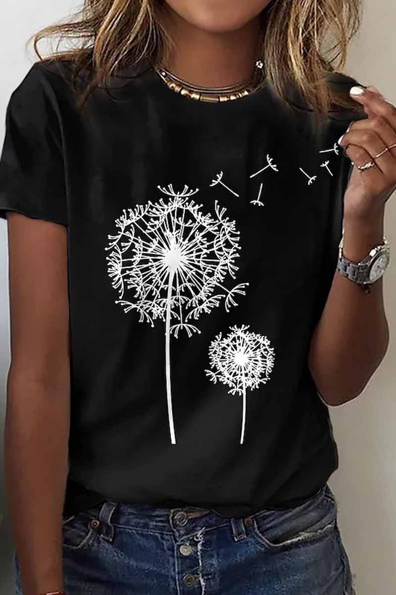Well Tailored T-Shirt with a Graceful Silhouette