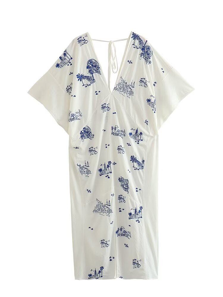 A Vintage Style Dress with Delicate Timeless Details