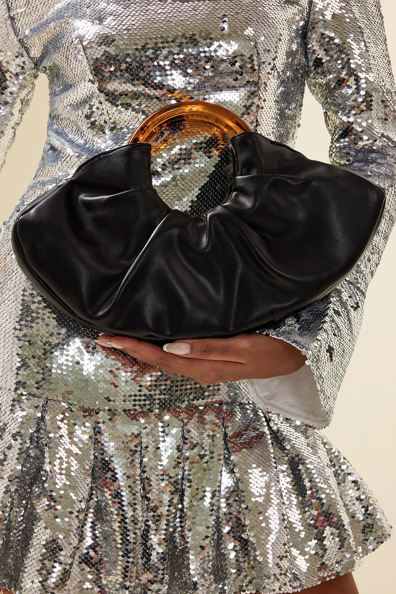 A Vintage Style Bag with Delicate Timeless Details