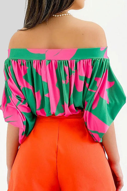 Well Tailored T-Shirt with a Graceful Silhouette