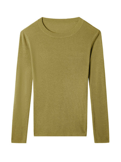 Well Tailored Sweater with a Graceful Silhouette