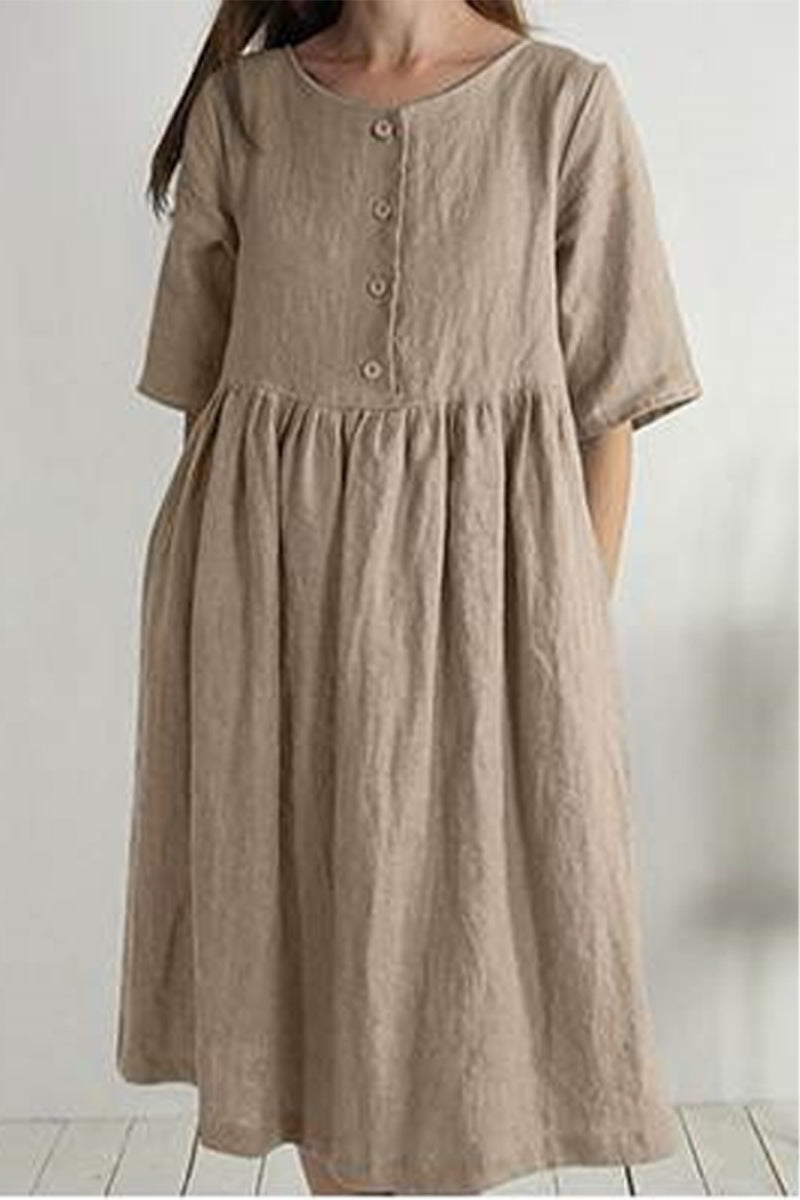 Well Tailored Dress with a Graceful Silhouette