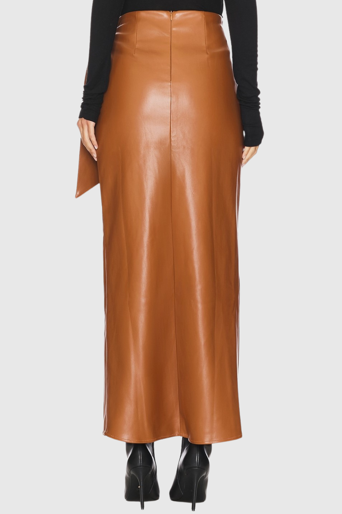 Beautifully Finished Garment in a Timeless Design