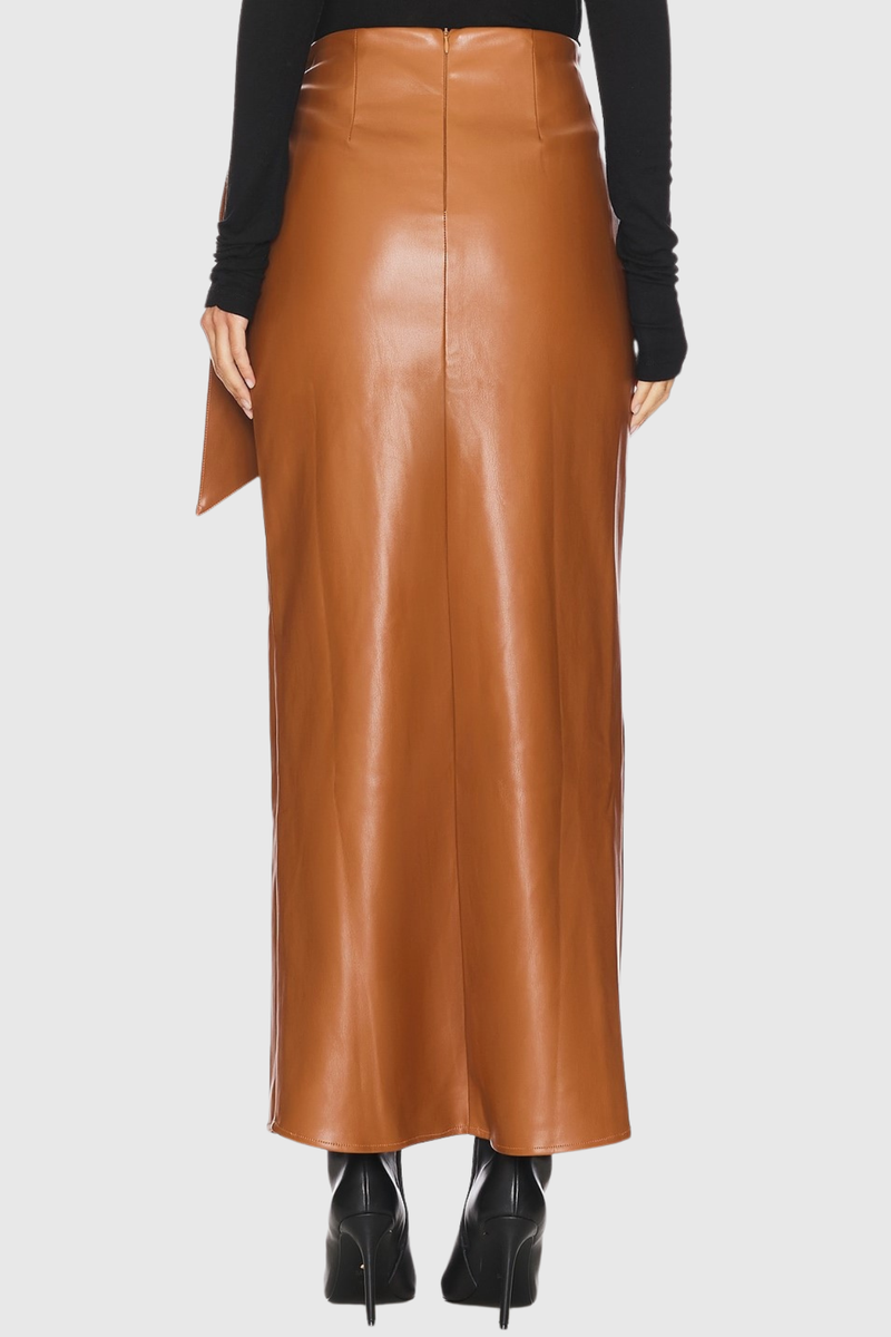 Beautifully Finished Garment in a Timeless Design